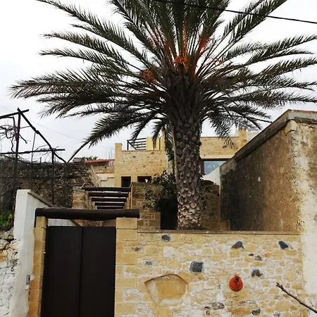 Charming In Chania With Parking Included Kolymbari